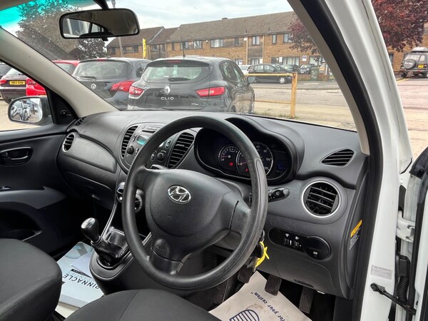 Used Hyundai i10 2012 for sale - 76094876: Photo 13