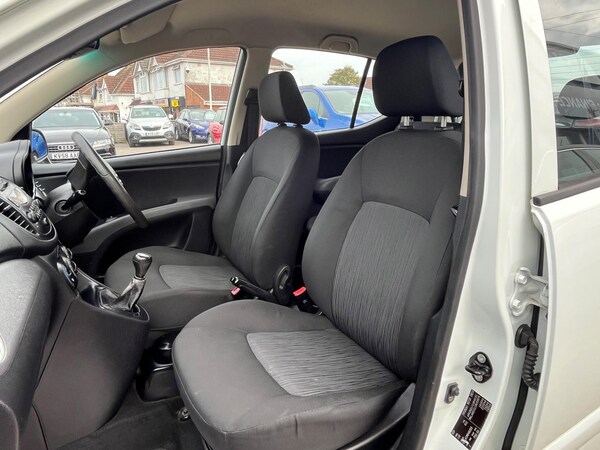 Used Hyundai i10 2012 for sale - 76094876: Photo 27