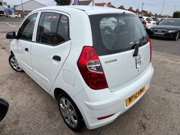 Used Hyundai i10 2012 for sale - 76094876: Photo 4