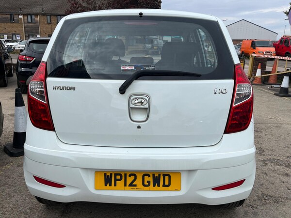 Used Hyundai i10 2012 for sale - 76094876: Photo 6
