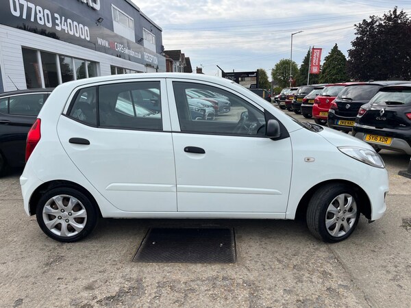 Used Hyundai i10 2012 for sale - 76094876: Photo 7