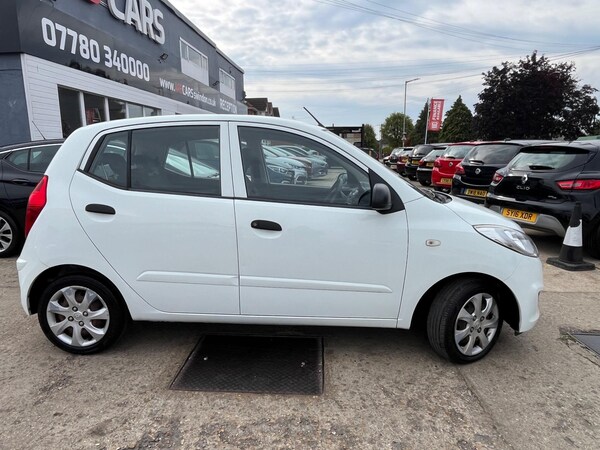 Used Hyundai i10 2012 for sale - 76094876: Photo 8