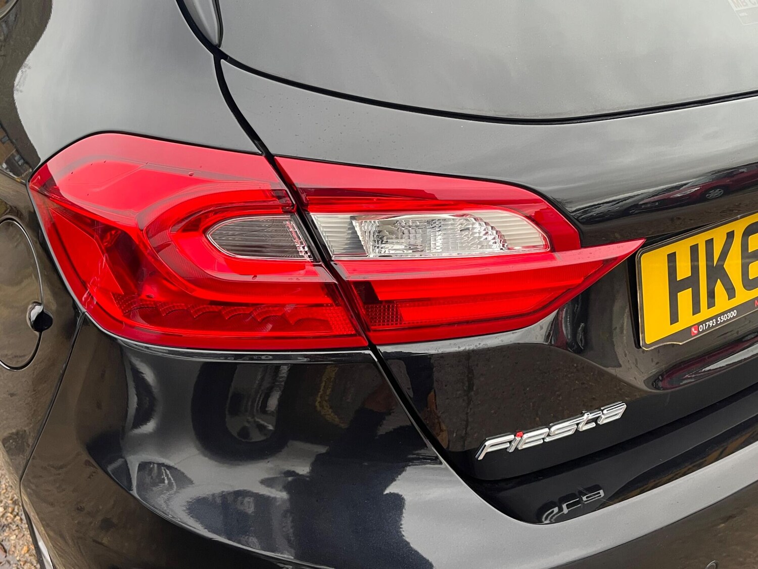 Used Ford Fiesta 2018 for sale - 76701044: Photo 38