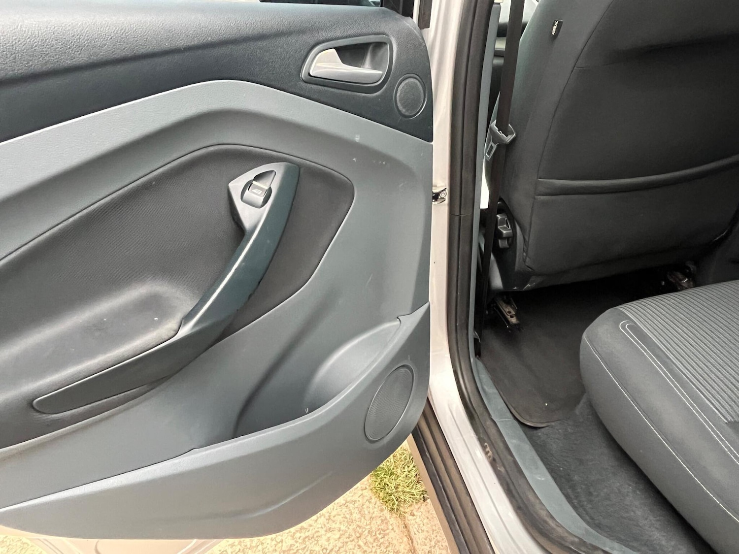 Used Ford C-Max 2013 for sale - 76295010: Photo 23