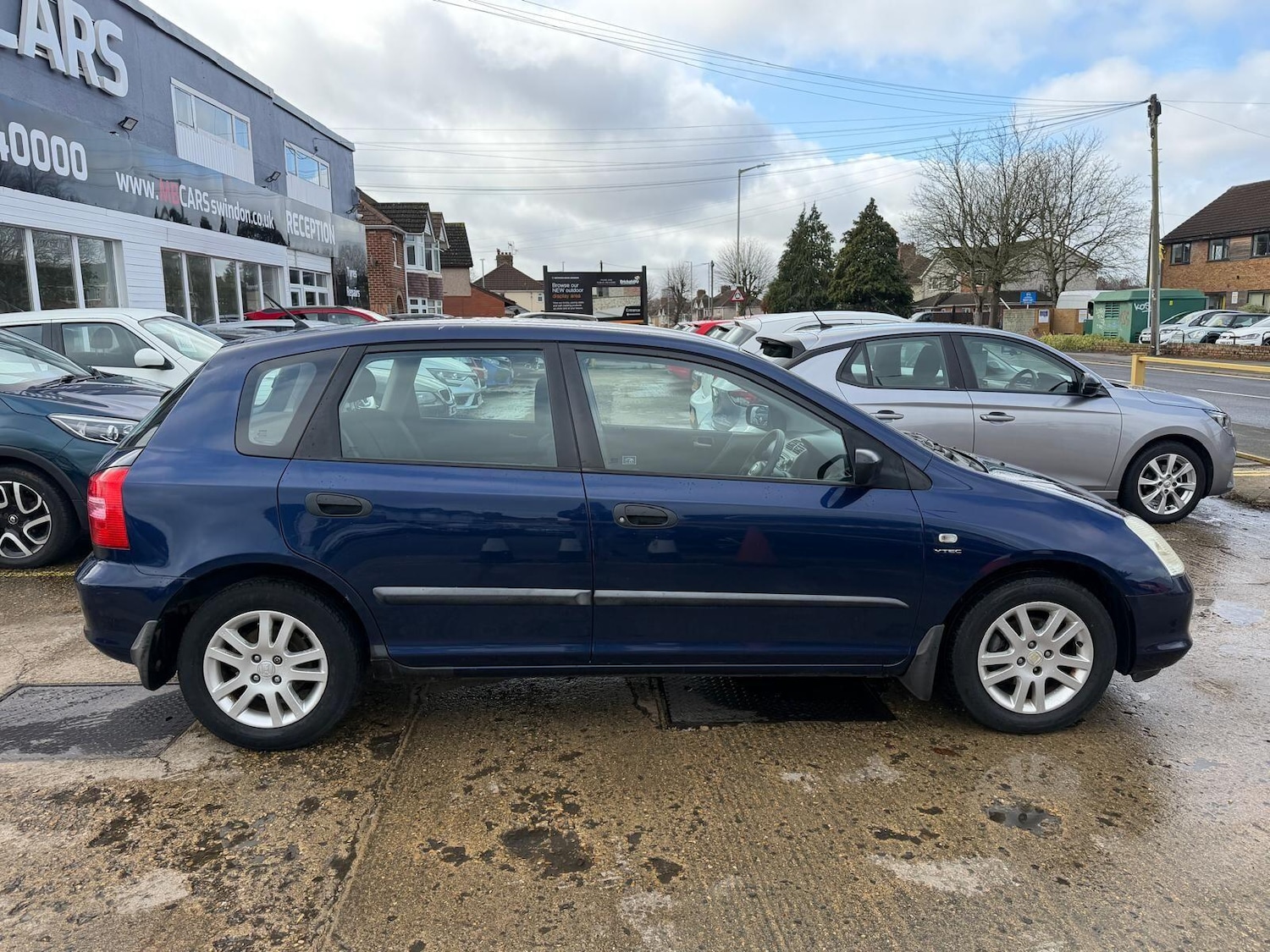 Used Honda Civic 2003 for sale - 77637429: Photo 5