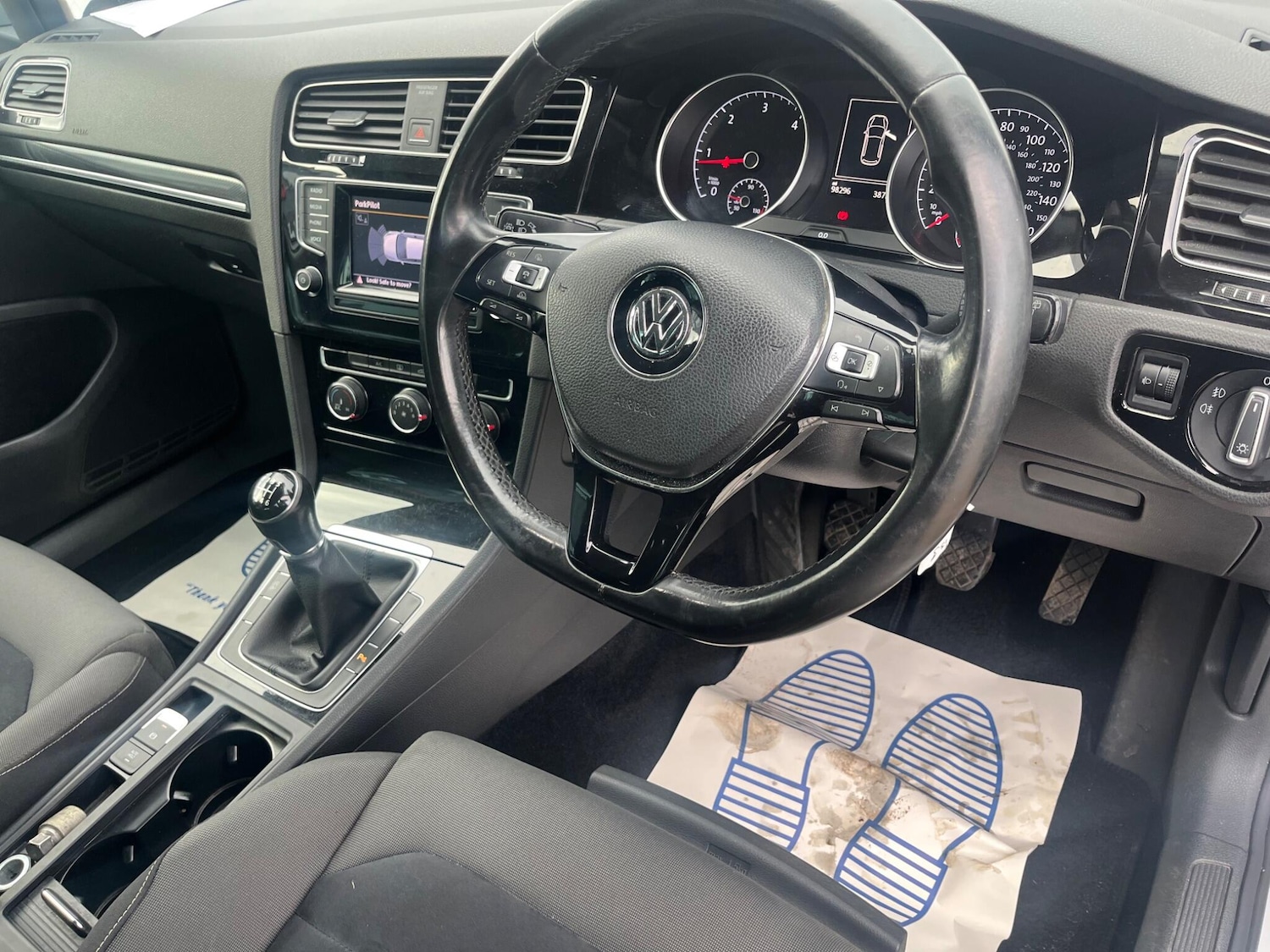 Used Volkswagen Golf 2013 for sale - 77081326: Photo 27