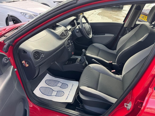 Used Renault Clio 2011 for sale - 76021192: Photo 10