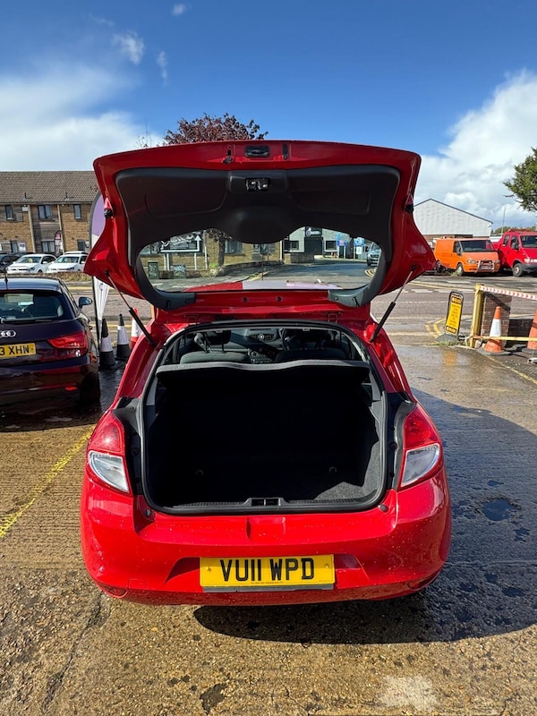 Used Renault Clio 2011 for sale - 76021192: Photo 13