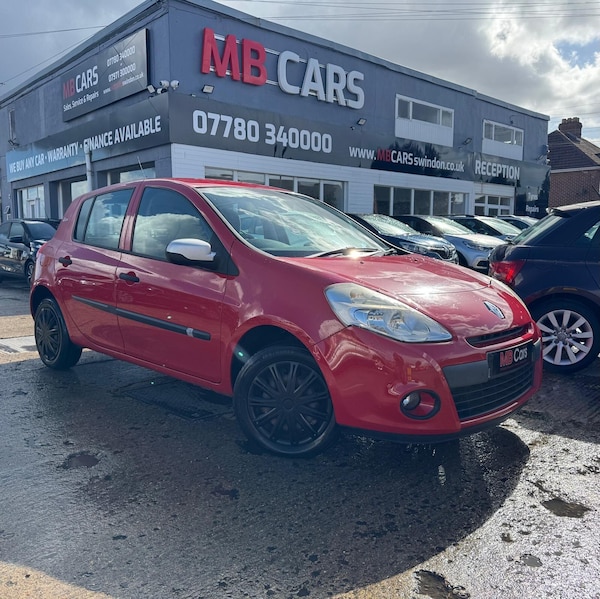Used Renault Clio 2011 for sale - 76021192: Photo 1