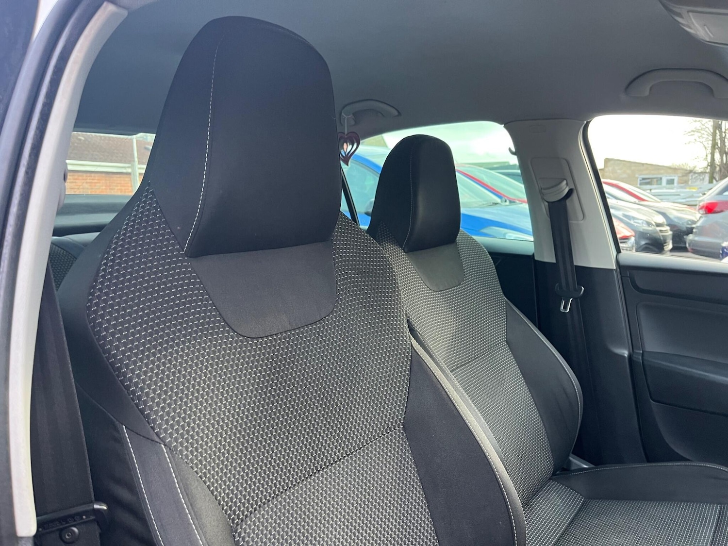 Used Skoda Rapid 2014 for sale - 76752734: Photo 12