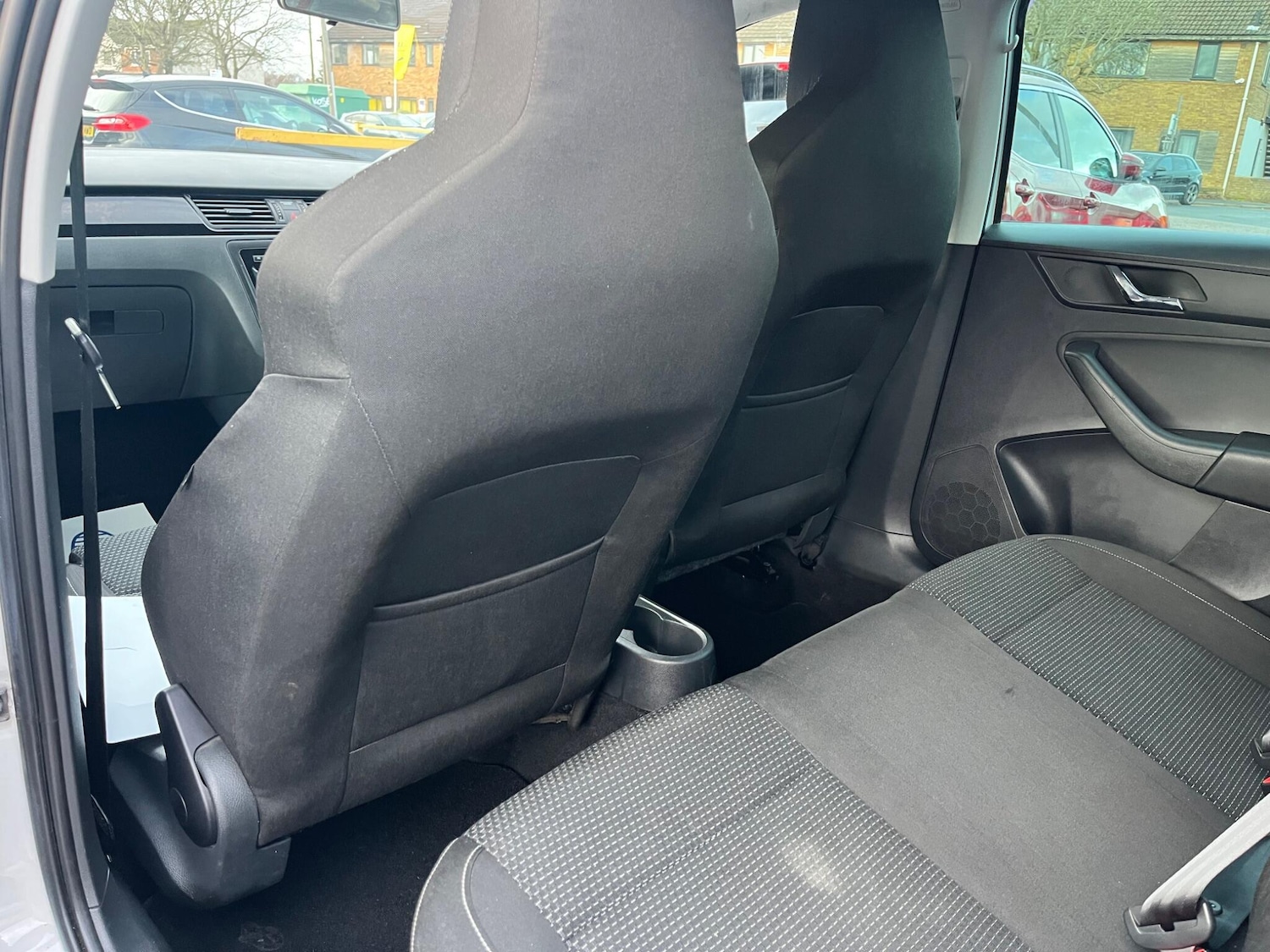 Used Skoda Rapid 2014 for sale - 76752734: Photo 14