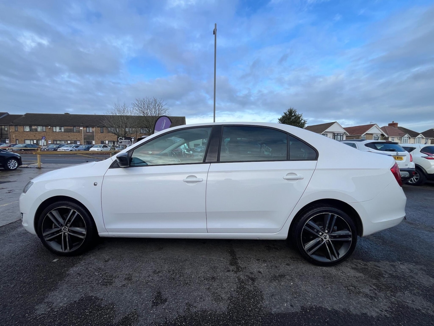 Used Skoda Rapid 2014 for sale - 76752734: Photo 6