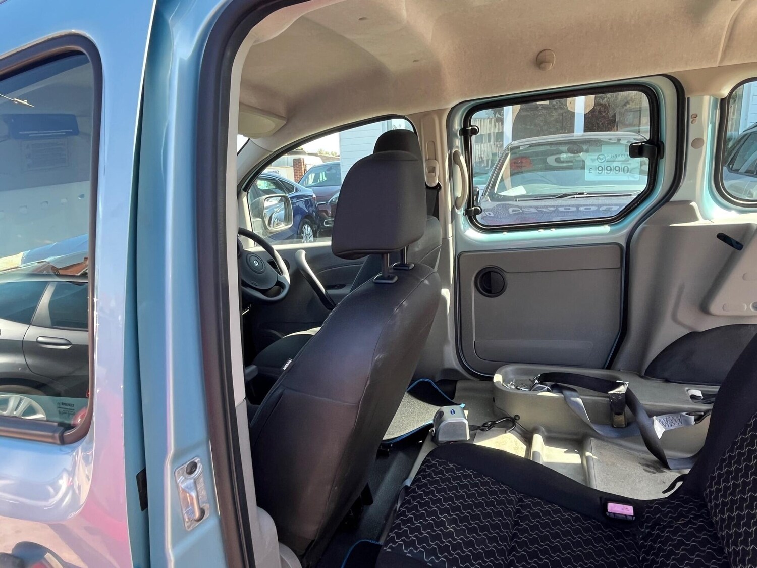 Vehicle 21