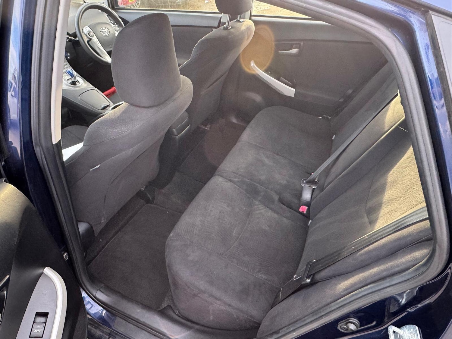 Used Toyota Prius 2013 for sale - 75532878: Photo 13