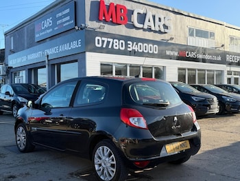 Used Renault Clio 2010 for sale - 77898385: Photo