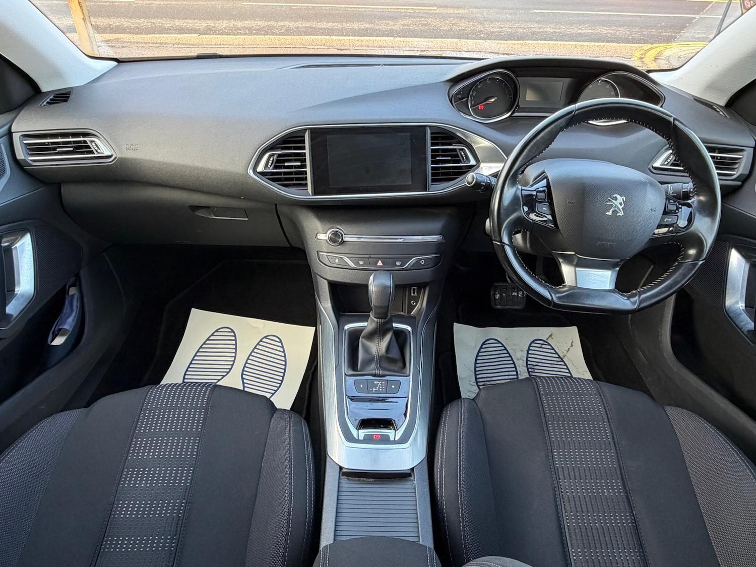 Used Peugeot 308 2017 for sale - 77386668: Photo 16