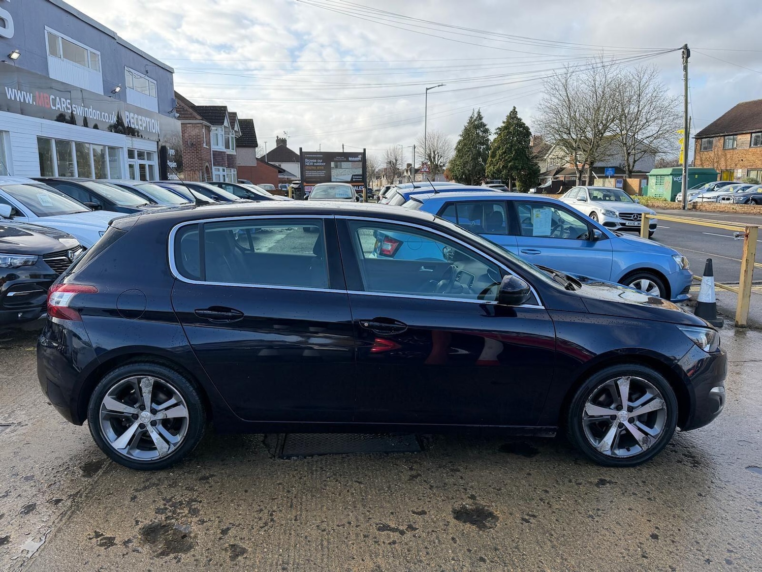 Used Peugeot 308 2017 for sale - 77386668: Photo 5