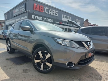 Used Nissan Qashqai 2016 for sale - 75532110: Photo