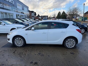 Used Vauxhall Astra 2014 for sale - 76976644: Photo