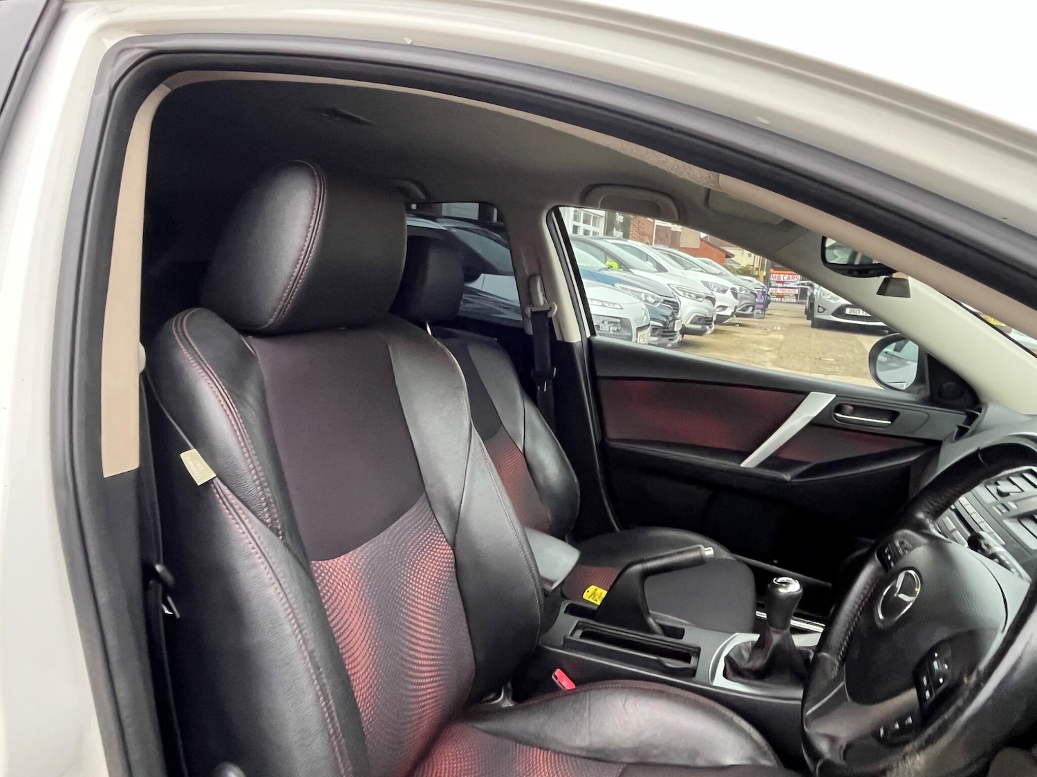 Used Mazda Mazda3 2010 for sale - 76388039: Photo 13