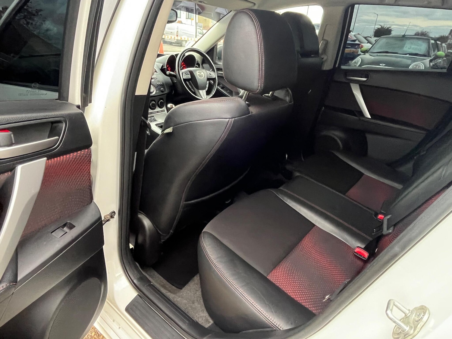 Used Mazda Mazda3 2010 for sale - 76388039: Photo 16