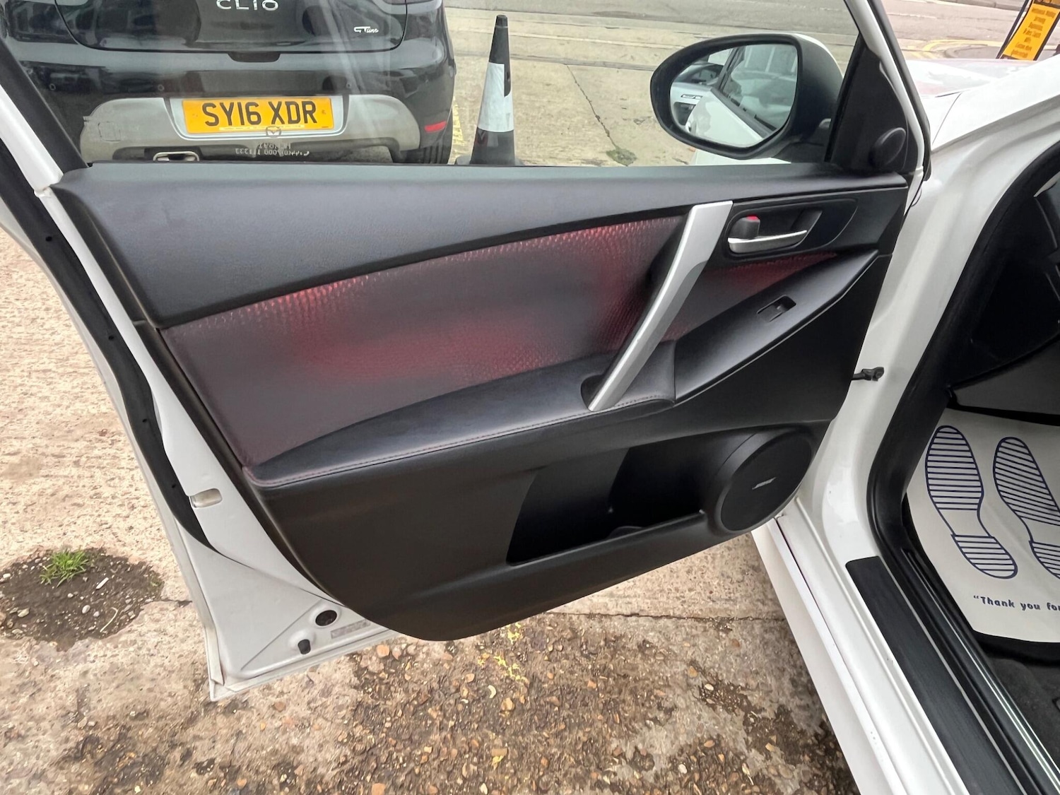 Used Mazda Mazda3 2010 for sale - 76388039: Photo 23