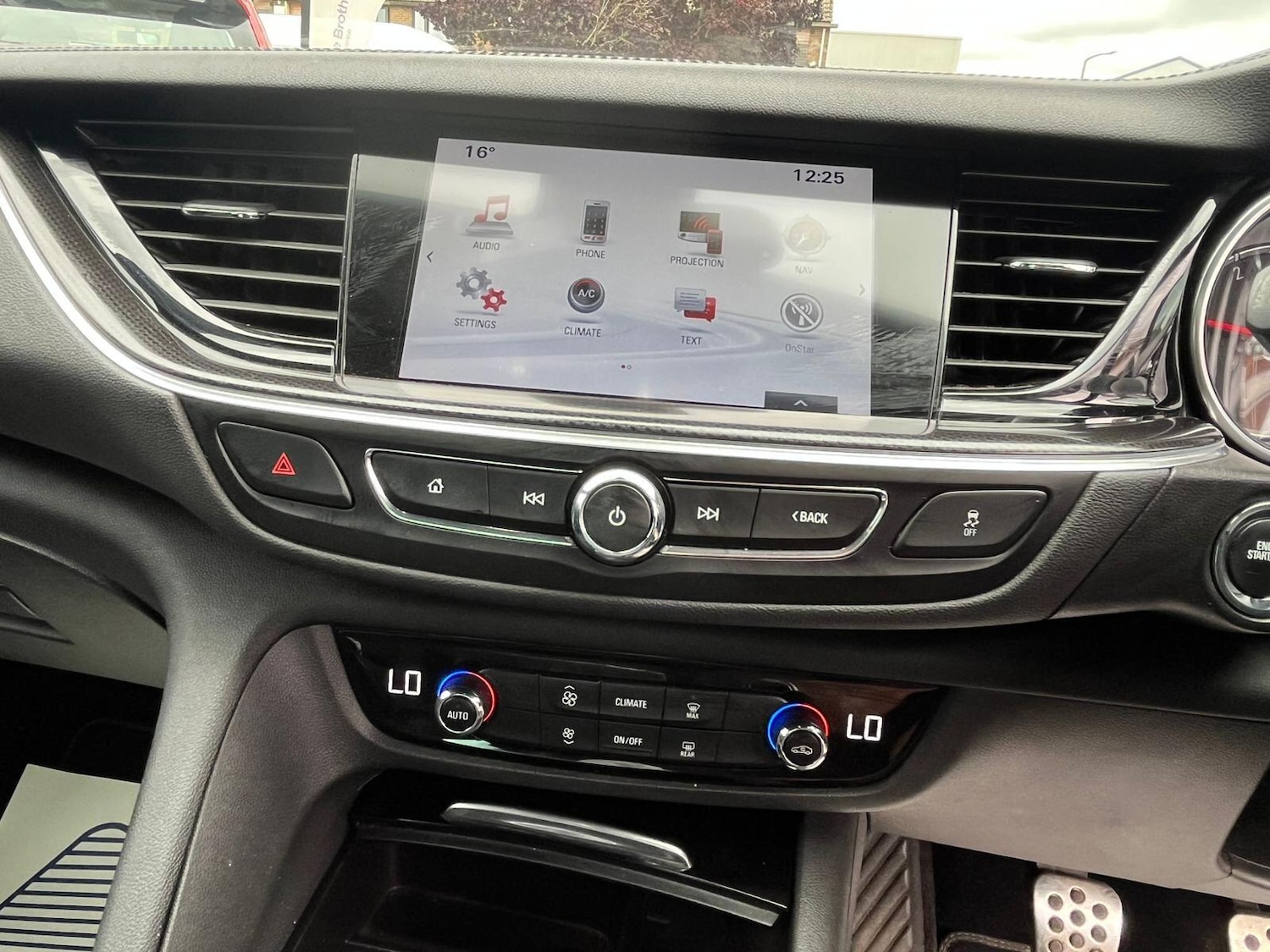 Used Vauxhall Insignia 2017 for sale - 75681951: Photo 15