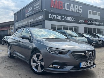 Vauxhall - Insignia