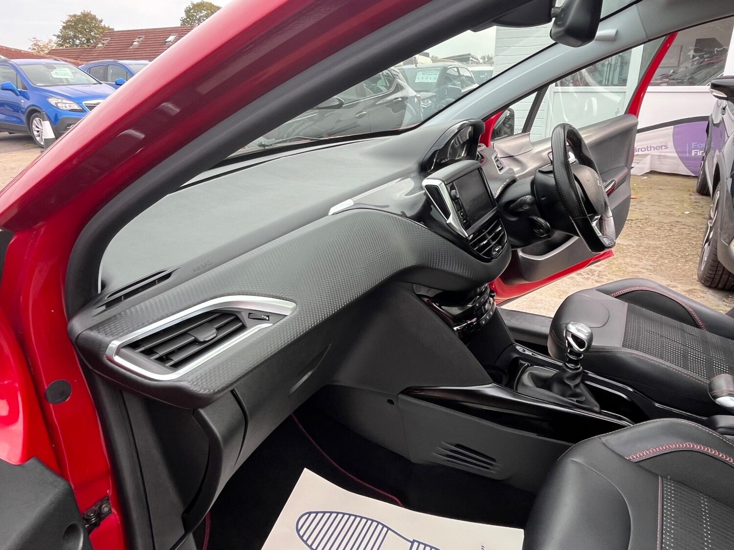 Used Peugeot 2008 2018 for sale - 76166343: Photo 12