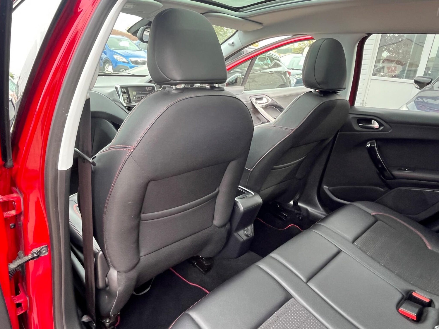 Used Peugeot 2008 2018 for sale - 76166343: Photo 22
