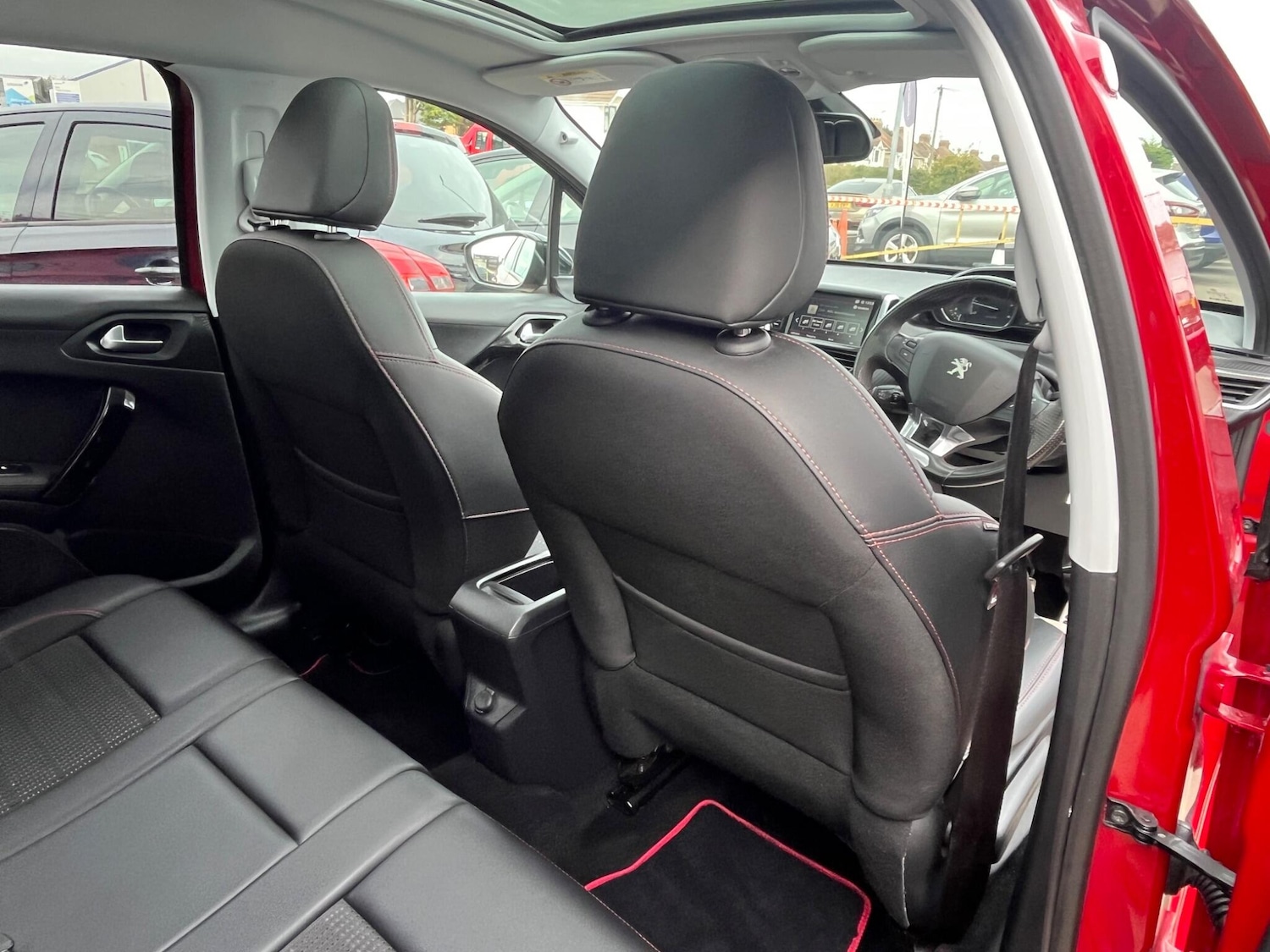 Used Peugeot 2008 2018 for sale - 76166343: Photo 25