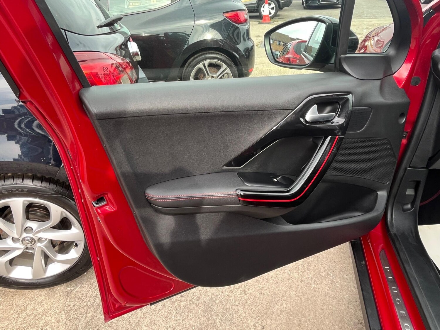 Used Peugeot 2008 2018 for sale - 76166343: Photo 26