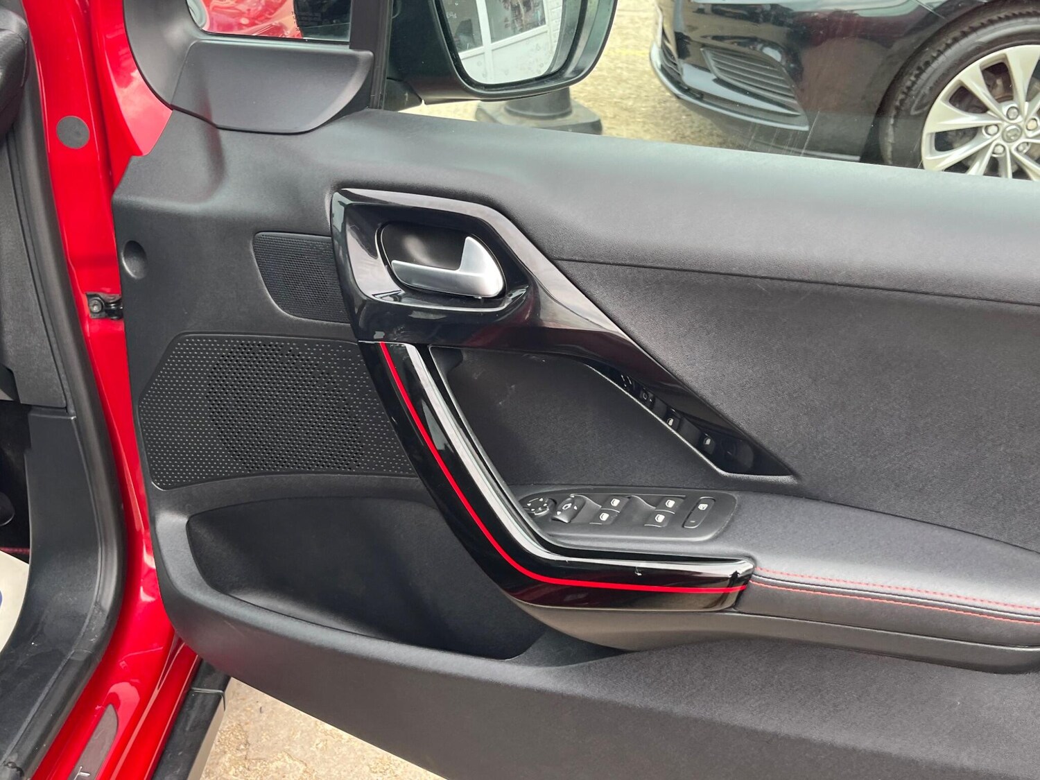Used Peugeot 2008 2018 for sale - 76166343: Photo 29