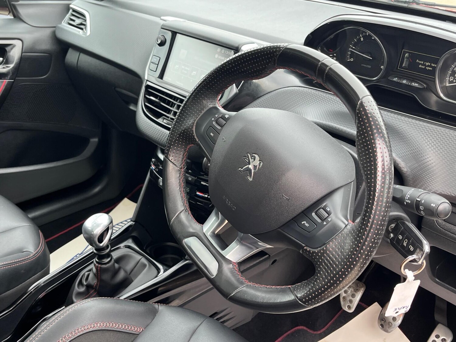 Used Peugeot 2008 2018 for sale - 76166343: Photo 37