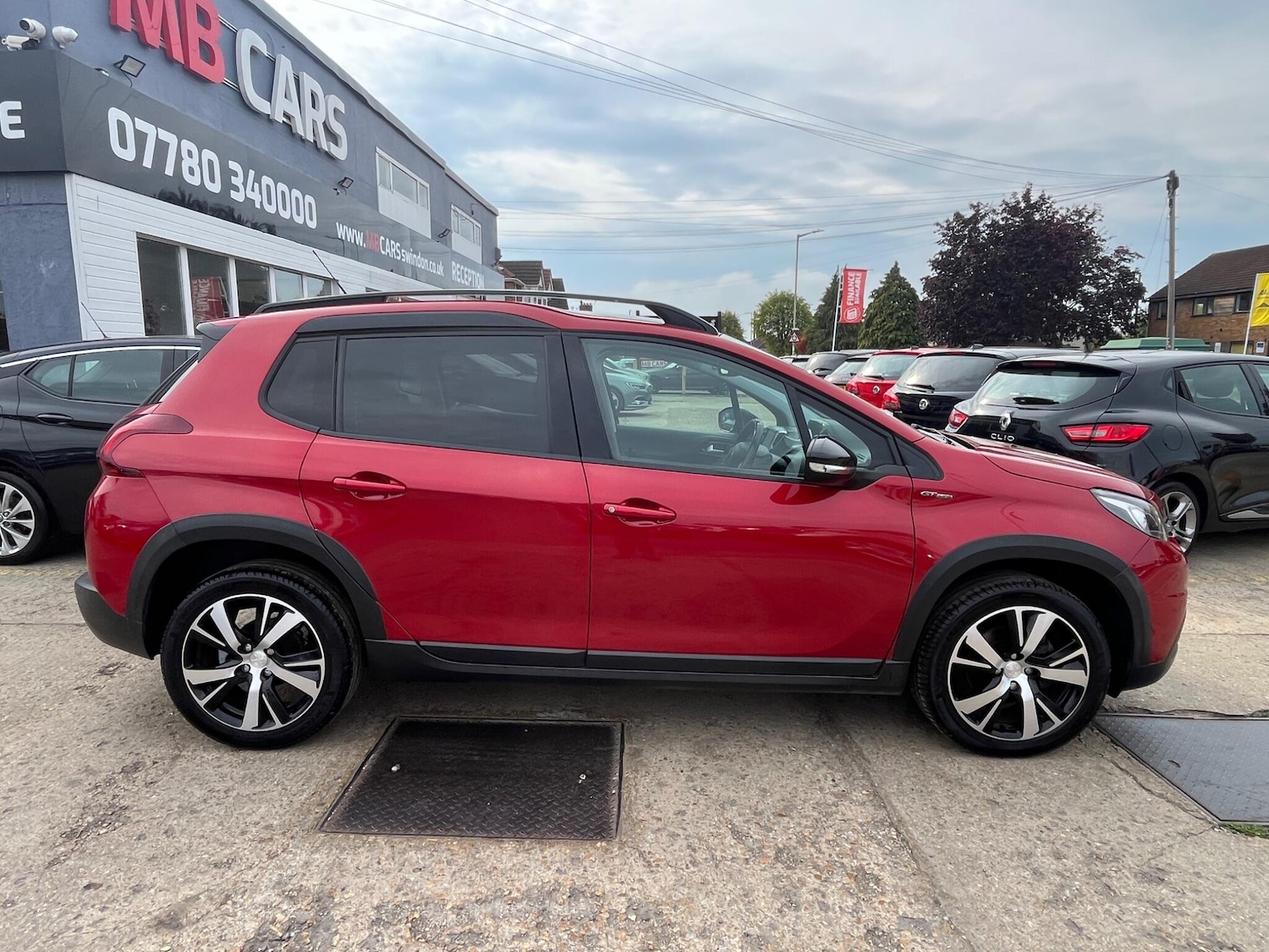 Used Peugeot 2008 2018 for sale - 76166343: Photo 8