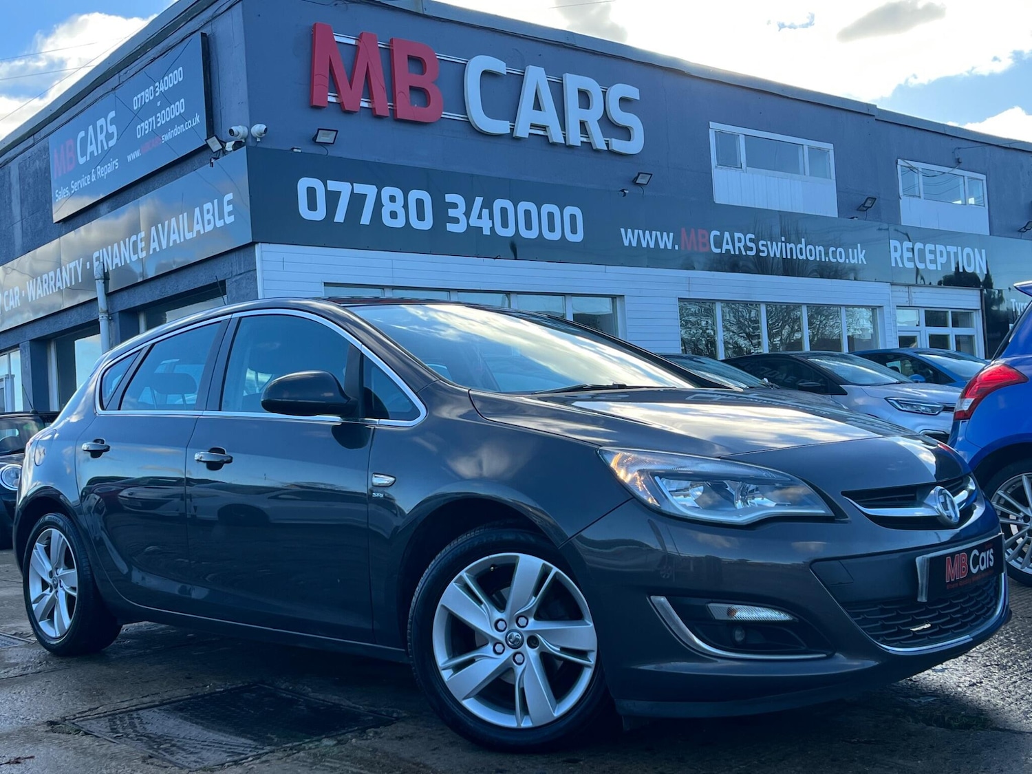 Used Vauxhall Astra 2014 for sale - 76702102: Photo 1