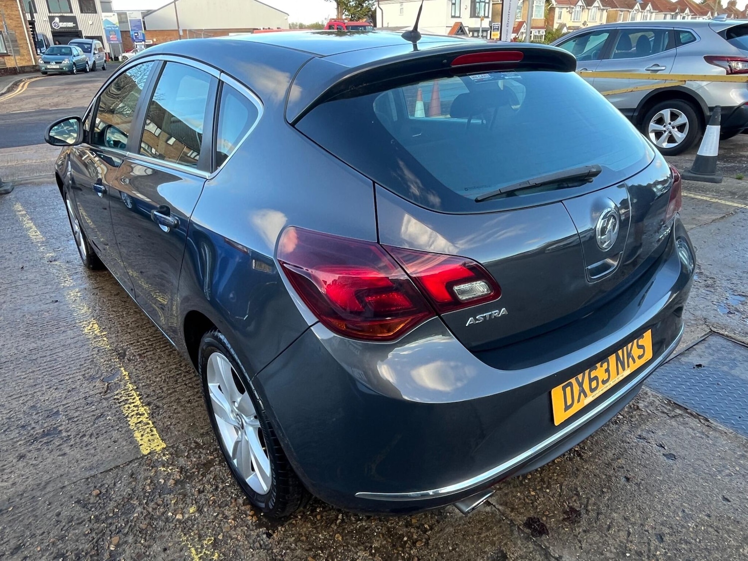 Used Vauxhall Astra 2014 for sale - 76702102: Photo 4