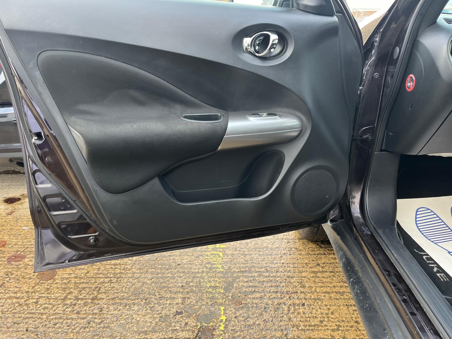 Used Nissan Juke 2014 for sale - 76996293: Photo 24