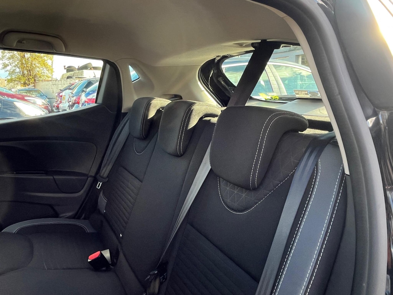 Used Renault Clio 2016 for sale - 77049793: Photo 17