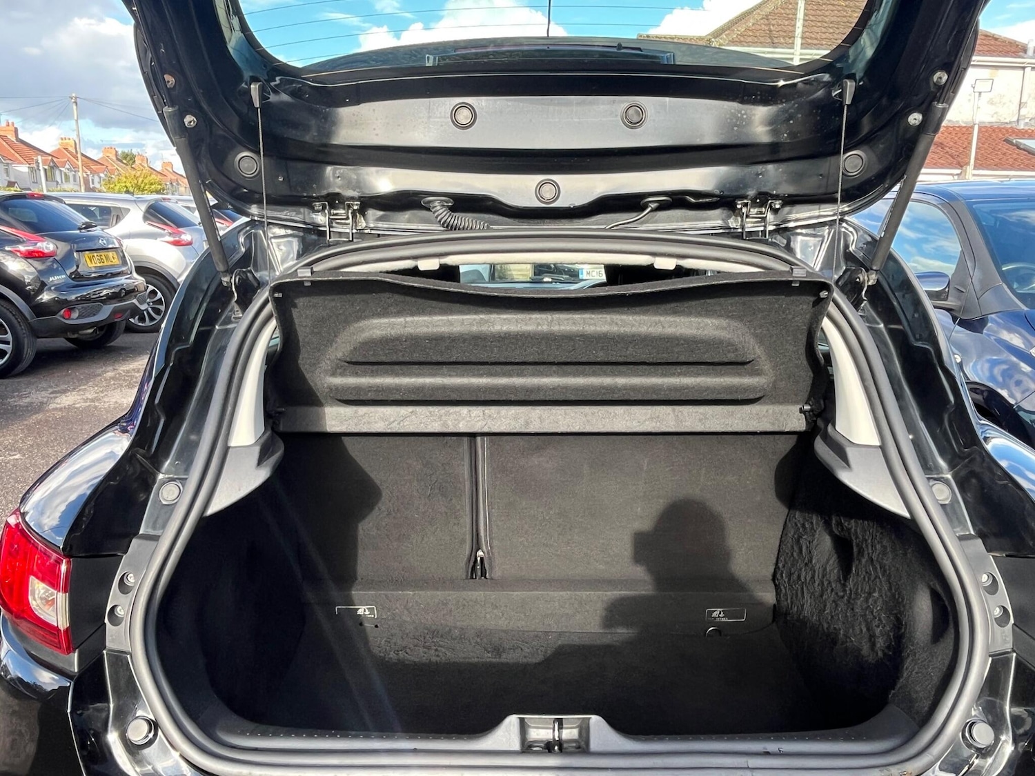 Used Renault Clio 2016 for sale - 77049793: Photo 30