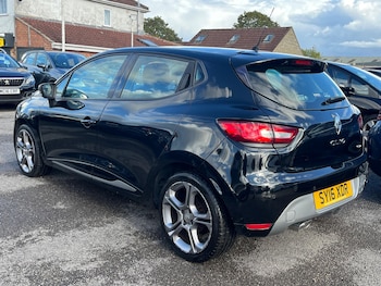 Used Renault Clio 2016 for sale - 77049793: Photo