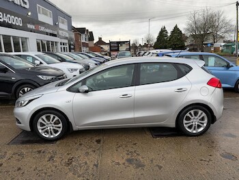 Used Kia Ceed 2014 for sale - 77109476: Photo