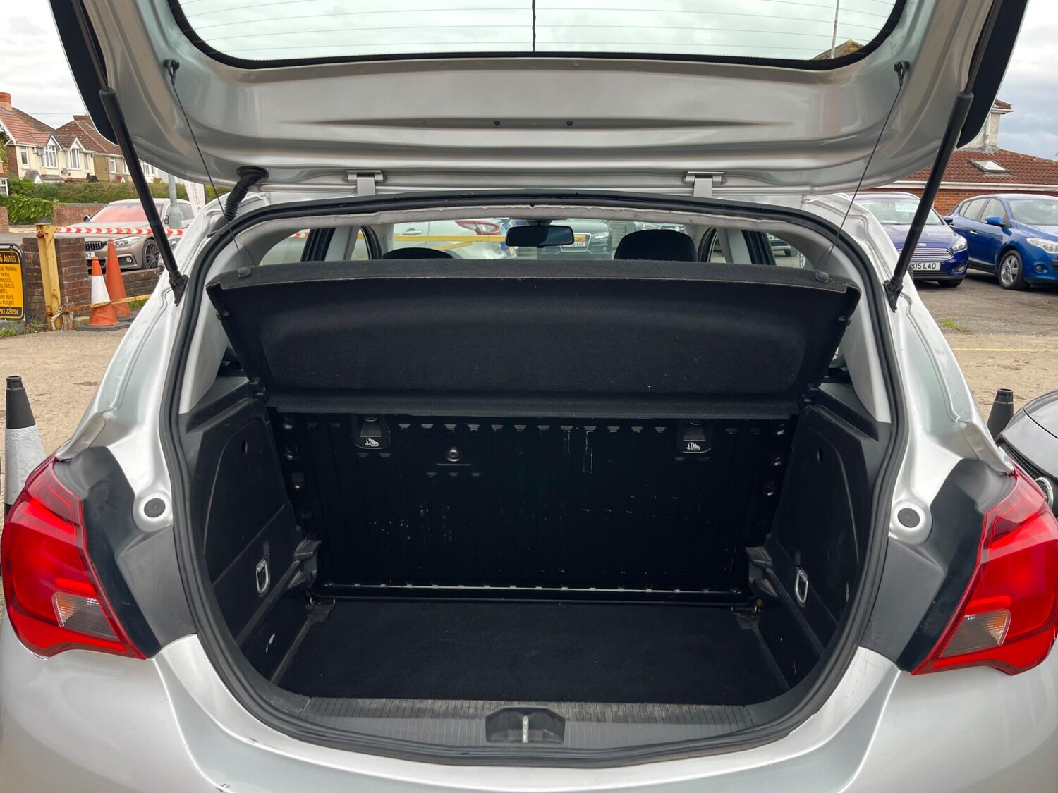 Used Vauxhall Corsa 2017 for sale - 76296034: Photo 19