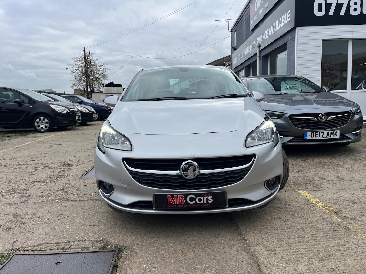 Used Vauxhall Corsa 2017 for sale - 76296034: Photo 2