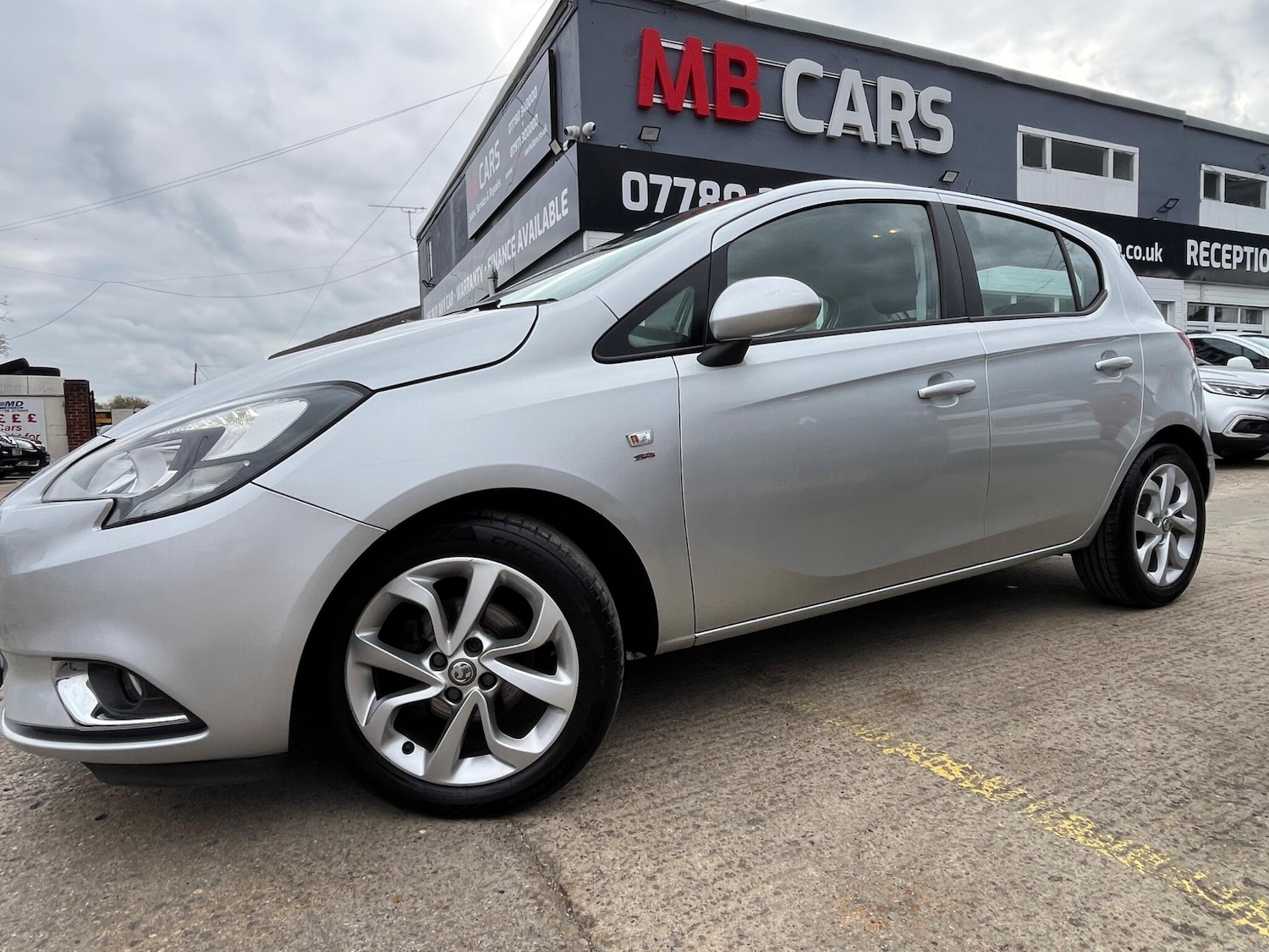 Used Vauxhall Corsa 2017 for sale - 76296034: Photo 3