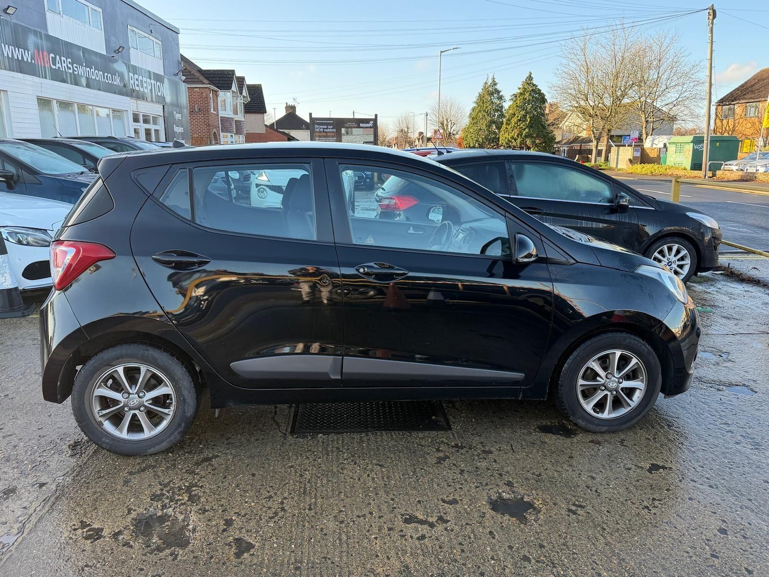 Used Hyundai i10 2015 for sale - 77376842: Photo 6