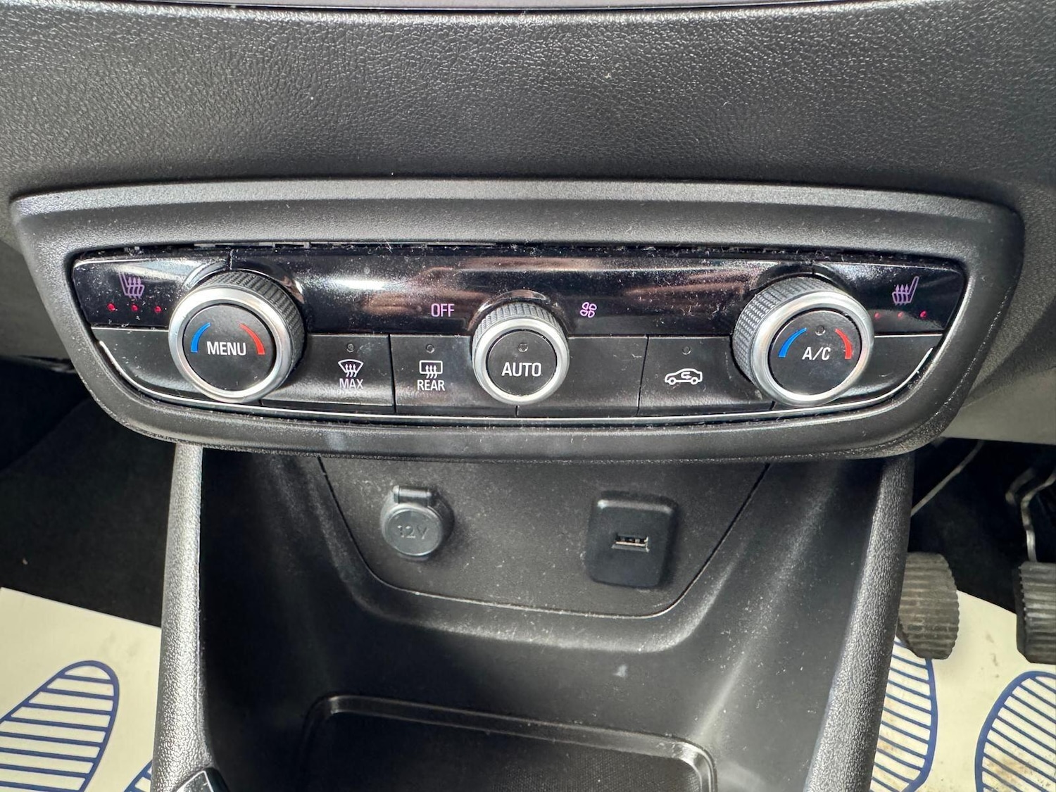 Used Vauxhall Crossland X 2019 for sale - 75927877: Photo 10