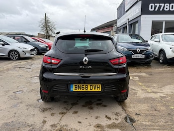 Used Renault Clio 2018 for sale - 77658167: Photo