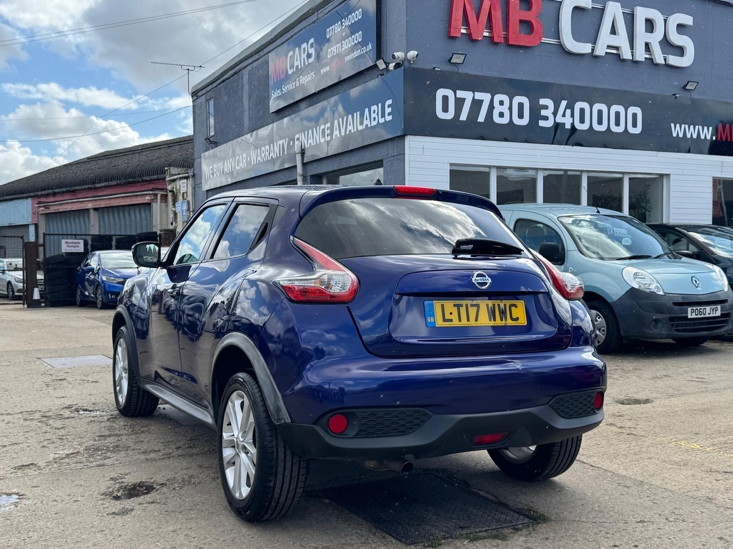 Used Nissan Juke 2017 for sale - 76294789: Photo 2