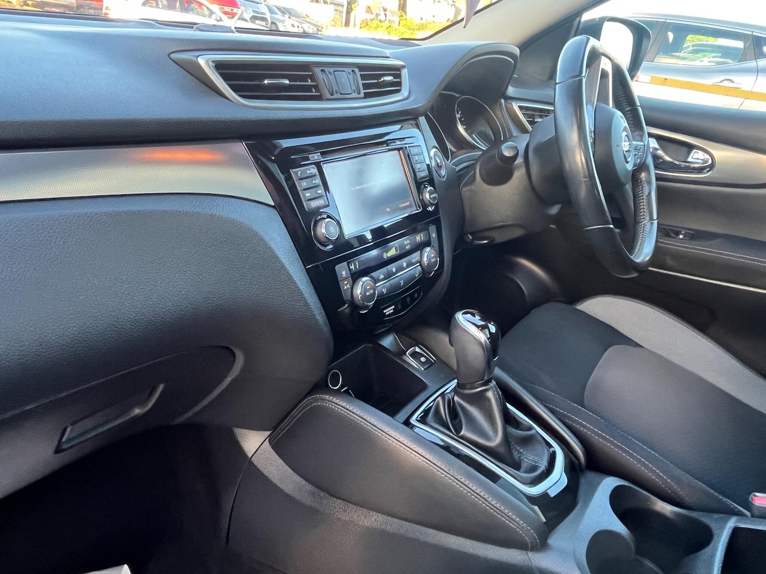 Used Nissan Qashqai 2018 for sale - 76700784: Photo 11